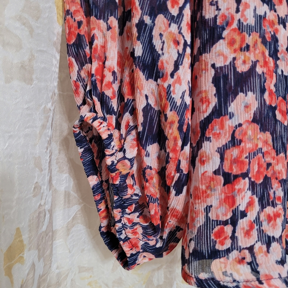 100% silk blouse - Picture 7 of 14